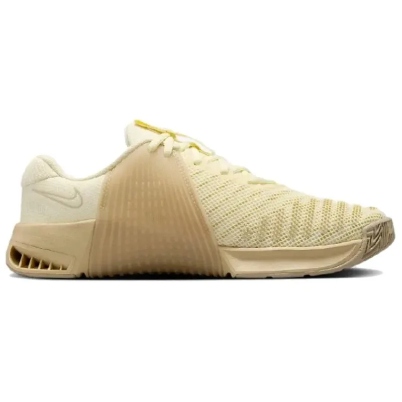حذاء رياضي نسائي من نايكي مودي - مراجعة Nike Shoes Metcon 9 وسعره